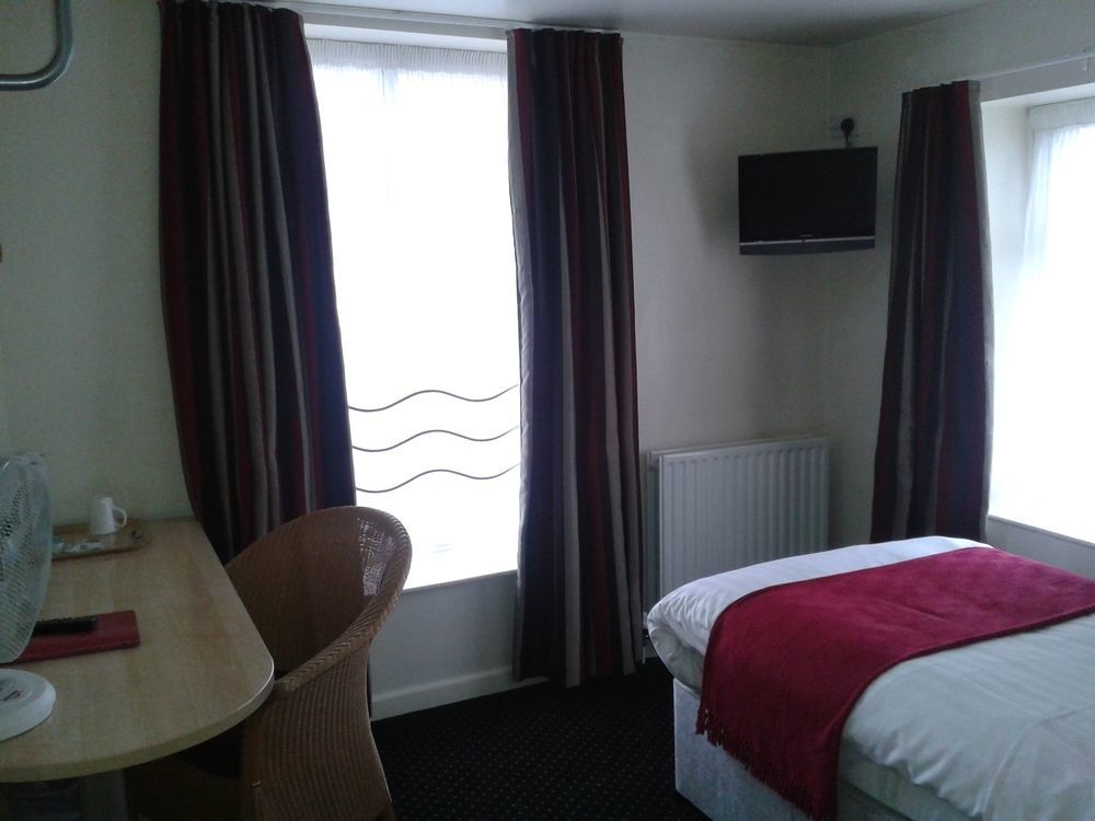 Waterfront Hotel Brighouse Εξωτερικό φωτογραφία