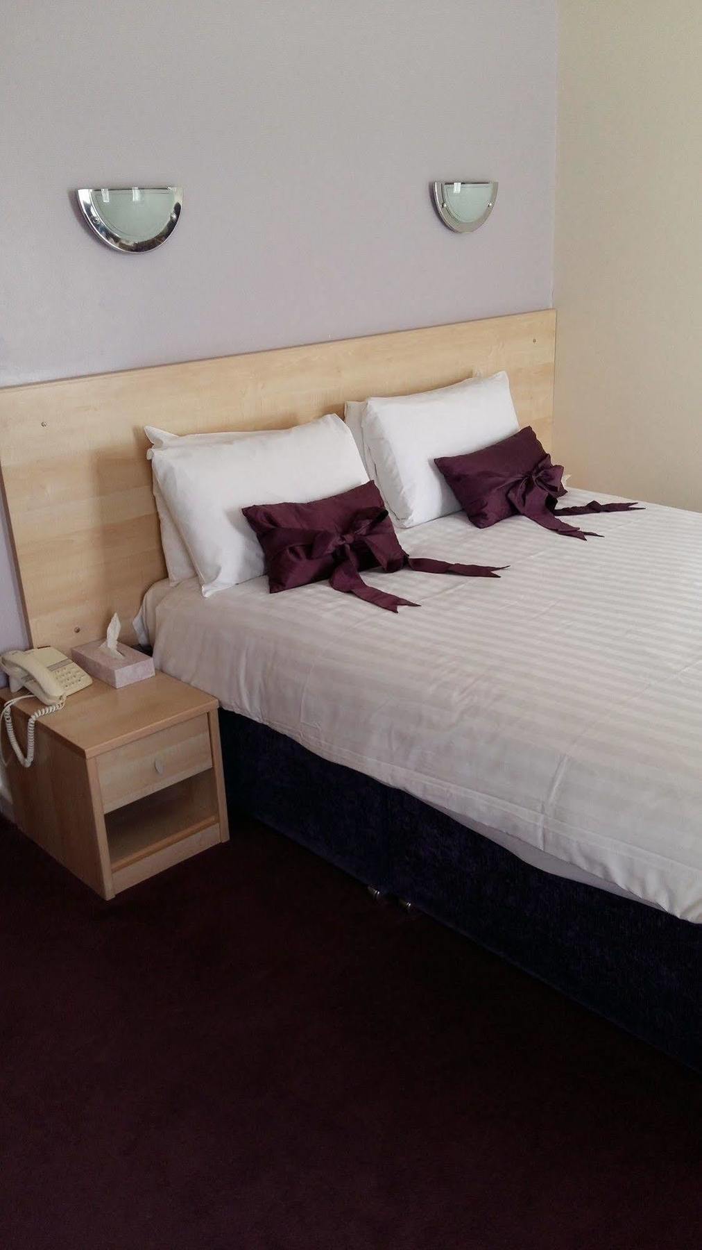 Waterfront Hotel Brighouse Εξωτερικό φωτογραφία
