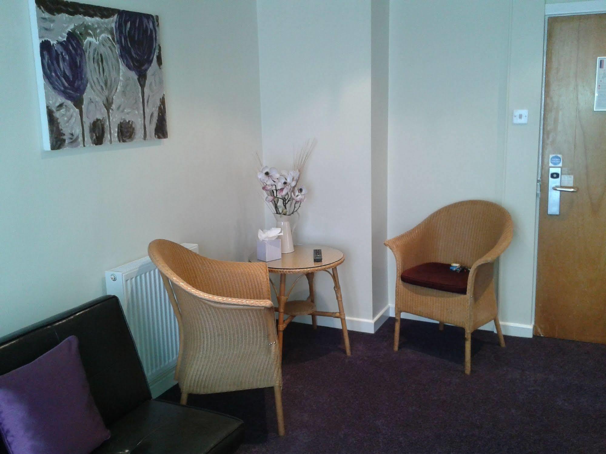 Waterfront Hotel Brighouse Εξωτερικό φωτογραφία
