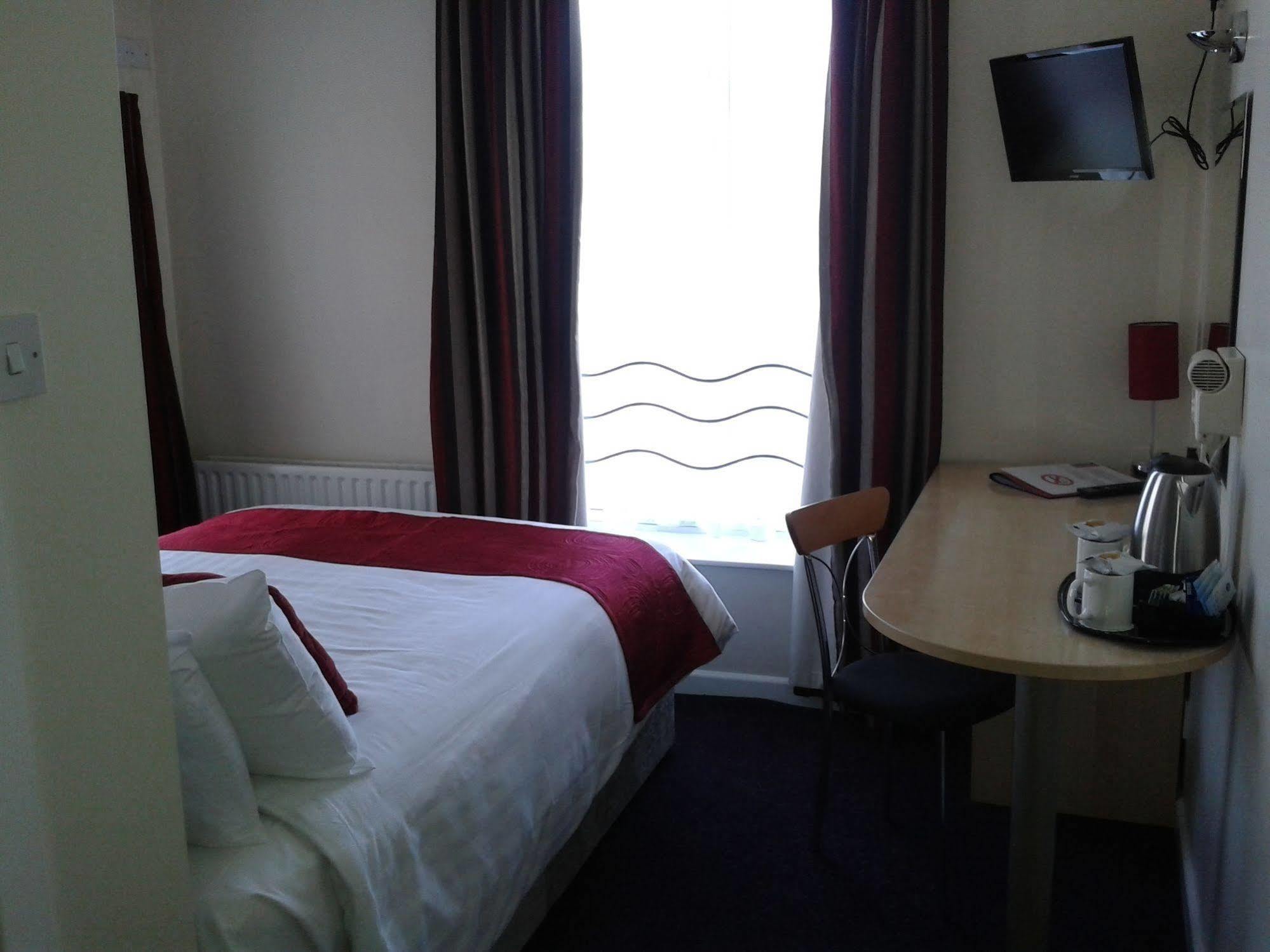 Waterfront Hotel Brighouse Εξωτερικό φωτογραφία