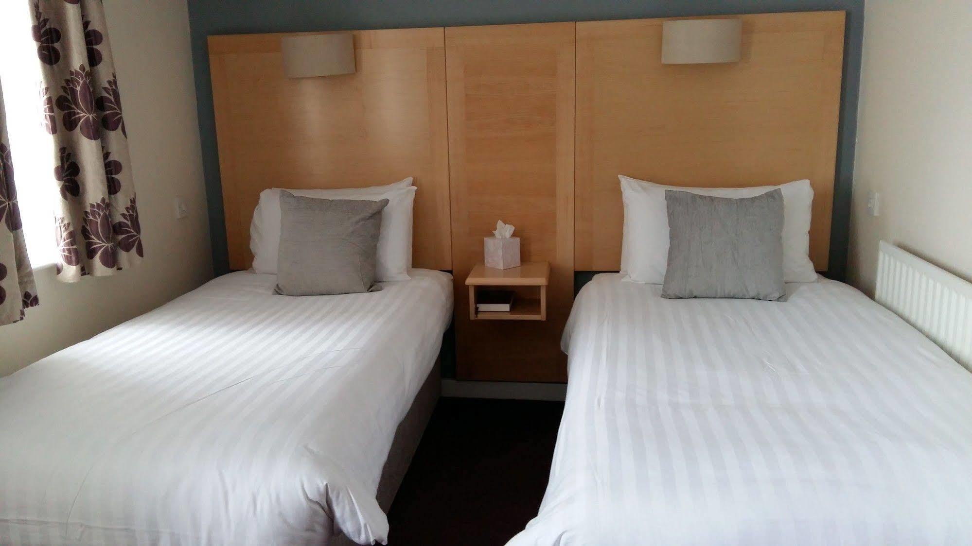 Waterfront Hotel Brighouse Εξωτερικό φωτογραφία