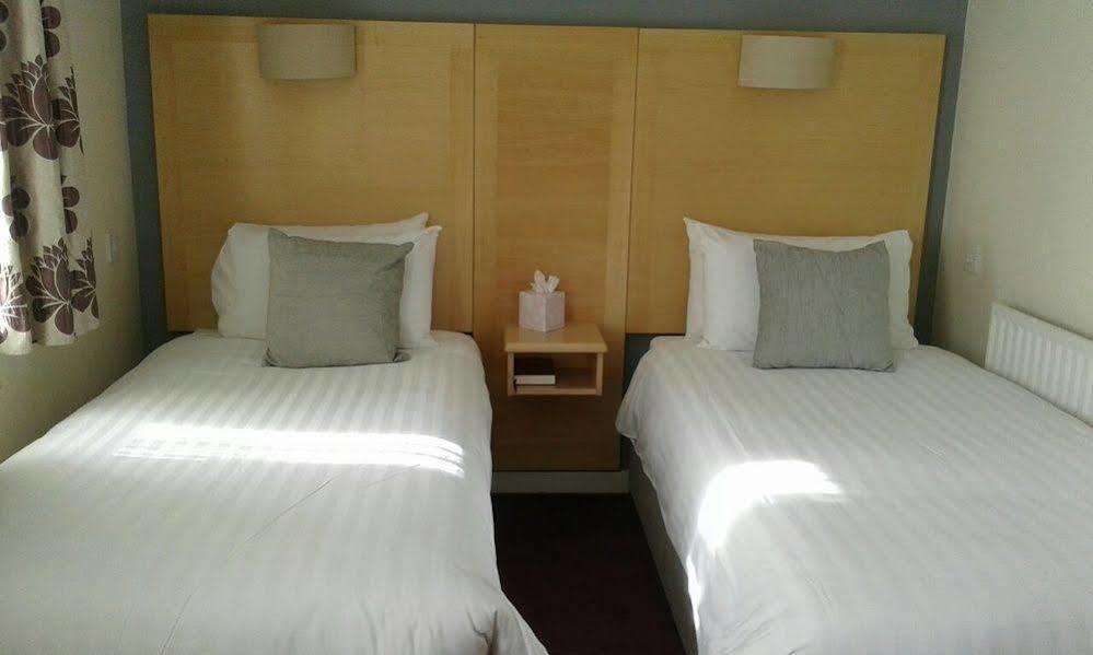 Waterfront Hotel Brighouse Εξωτερικό φωτογραφία