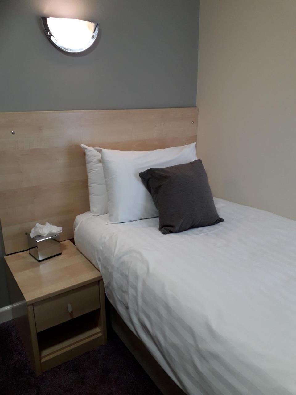 Waterfront Hotel Brighouse Εξωτερικό φωτογραφία